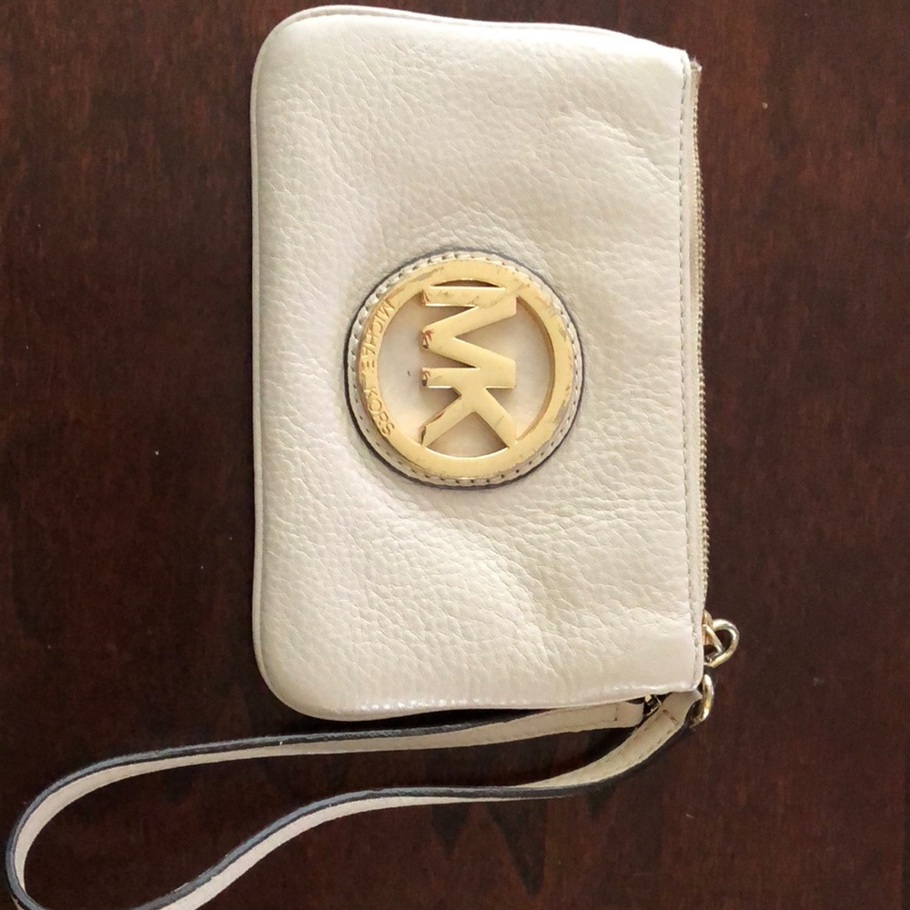 Michael Kors wristlet
